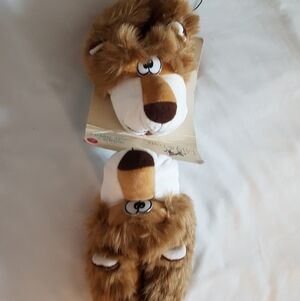 Lily & Dan child size 13/1 lion slippers